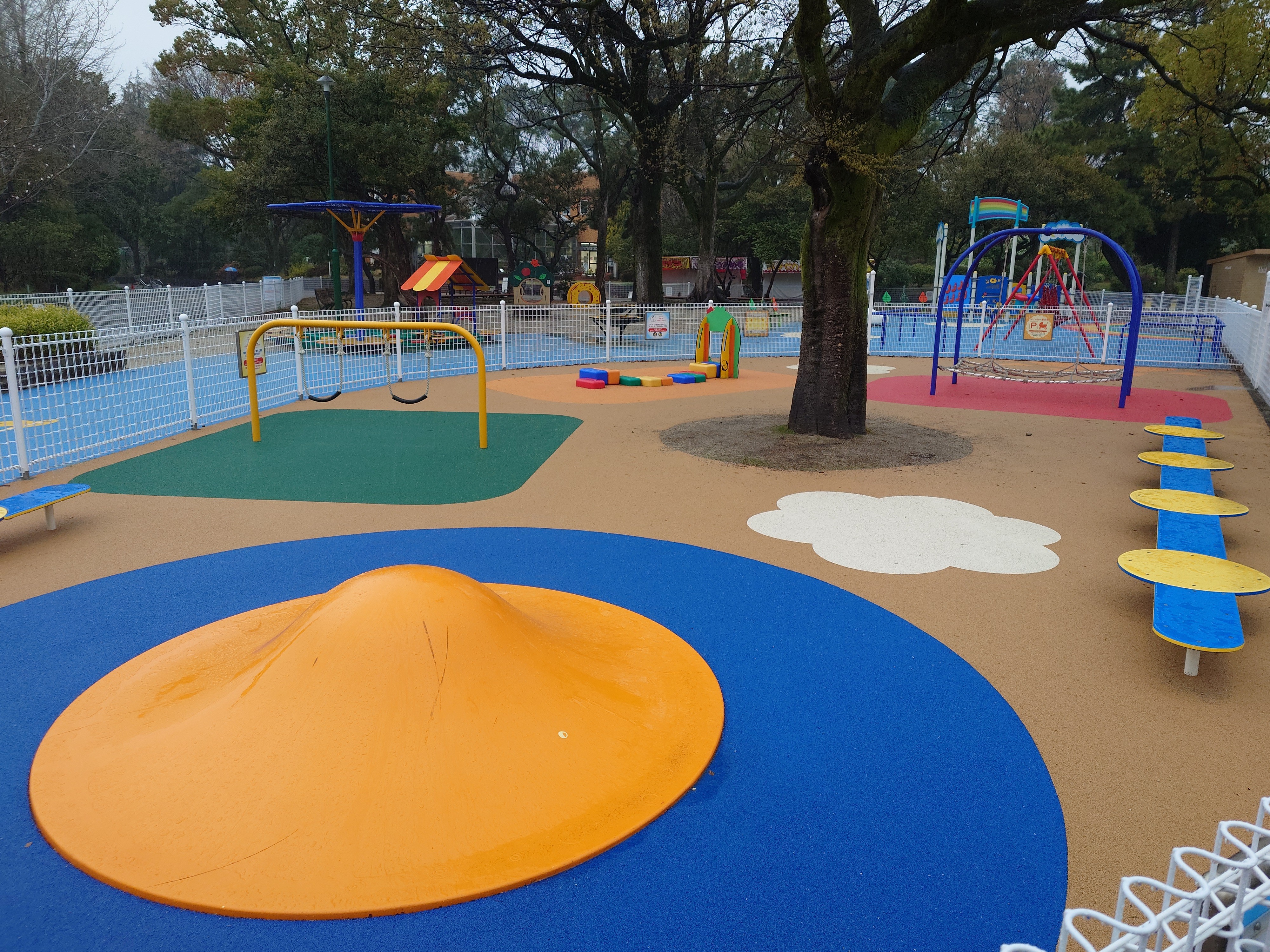 鶴舞公園
