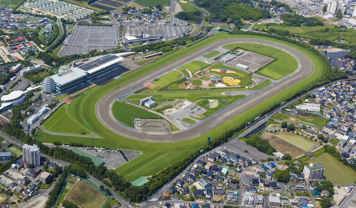 中京競馬場